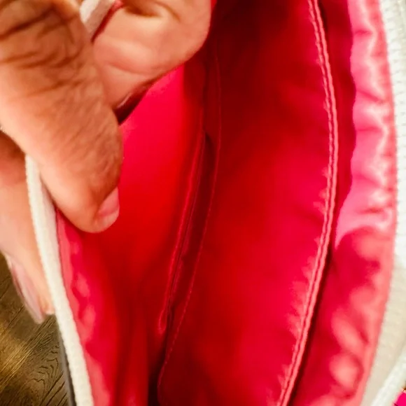 NWT Coach Signature Poppy Legacy Striped Wristlet with Box - Picture 13 of 16